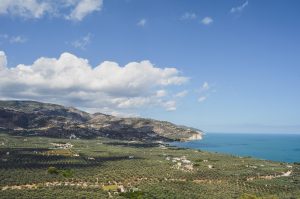 MATTINATA: LA NECROPOLI DI MONTE SARACENO